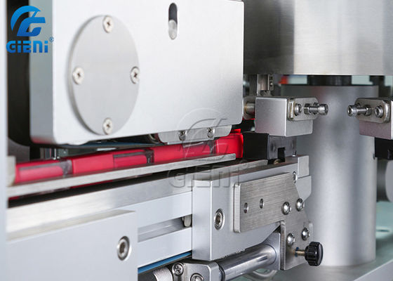 Machine à étiquettes semi automatique du diamètre 15-30mm de machine à étiquettes du rouge à lèvres 2KW